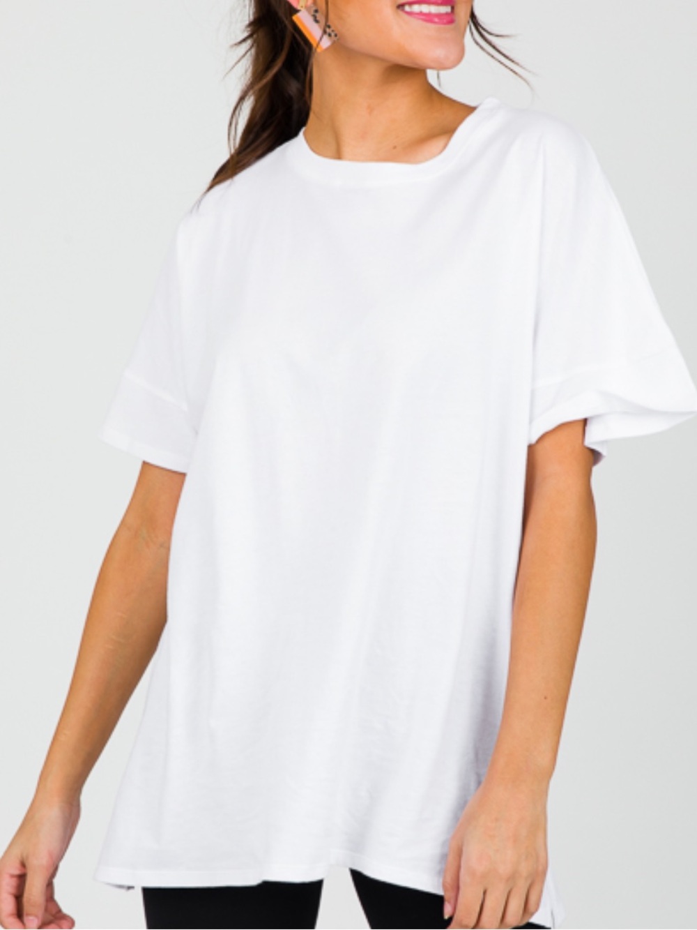 ShopEvelynne White Short Sleeve Crewneck Tee